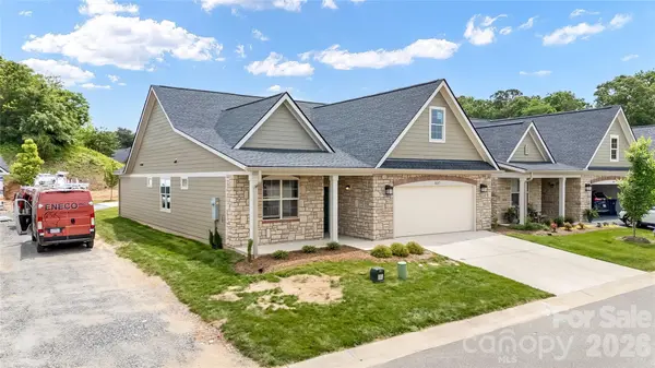 827B Wynnshire DR #65, Hickory, NC 28601