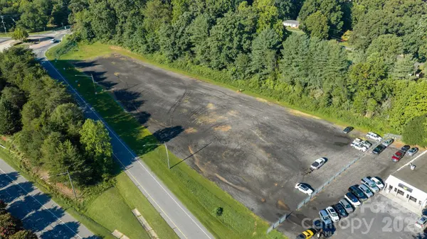 3196 Peters Creek Pkwy, Winston Salem, NC 27127