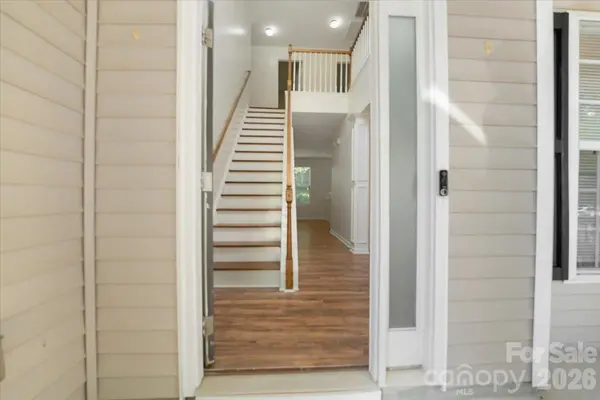 423 Mountain Quail DR, Charlotte, NC 28216