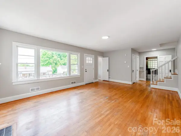 113 Falls ST, Morganton, NC 28655