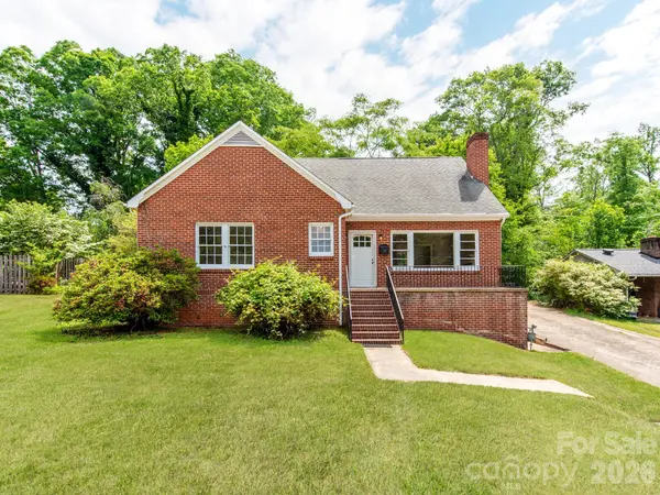 113 Falls ST, Morganton, NC 28655