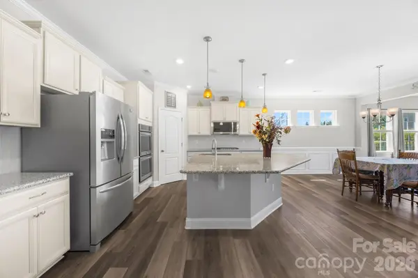 16113 Foreleigh RD, Huntersville, NC 28078