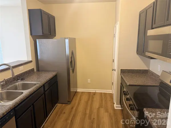 14304 Evening Flight LN, Charlotte, NC 28262
