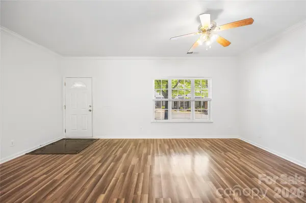 3053 Summerfield Ridge LN, Charlotte, NC 28105