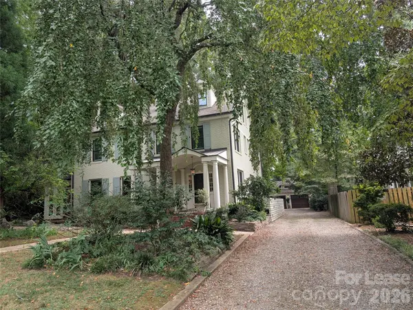 923 Henley PL, Charlotte, NC 28207