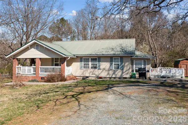 404 Moss Springs RD, Albemarle, NC 28001