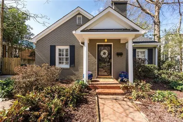 2842 Chelsea DR, Charlotte, NC 28209