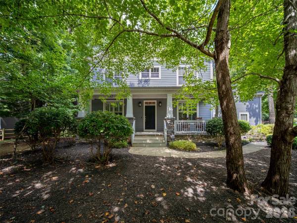 24 Greenwells Glory DR, Biltmore Lake, NC 28715