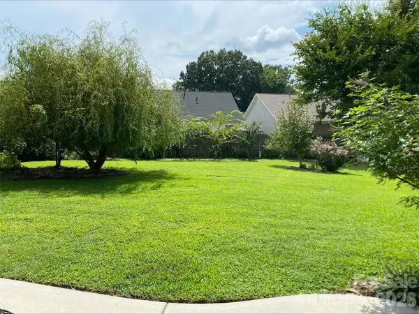 222 Juanita DR, Pineville, NC 28134