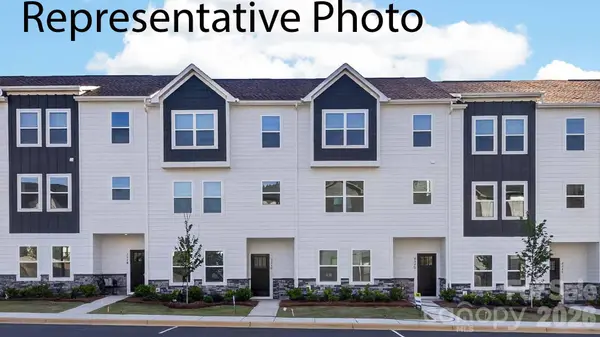 212 E Morehouse AVE #TWNH E, Mooresville, NC 28117