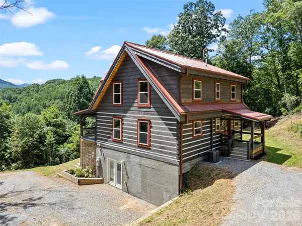 785 Orion Davis RD, Waynesville, NC 28786
