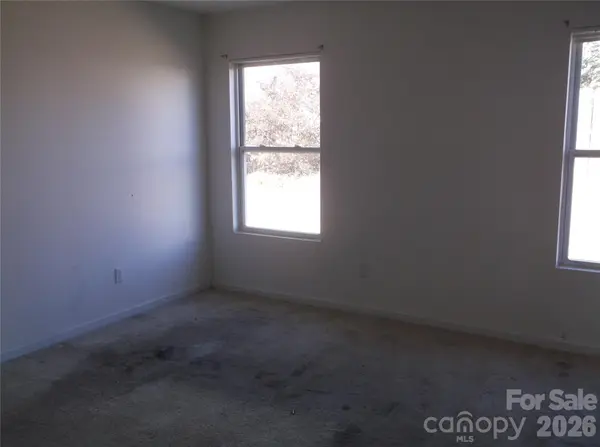 404 Smokehouse LN, Albemarle, NC 28001