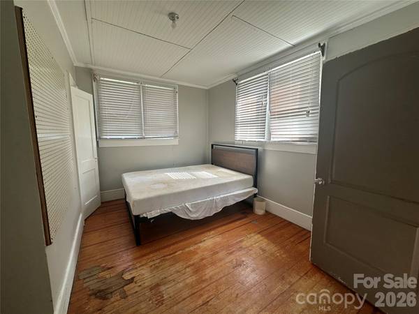 609 Front ST, Chesnee, SC 29323