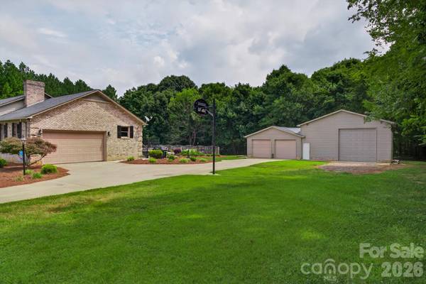 525 Gin RD, Rockwell, NC 28138