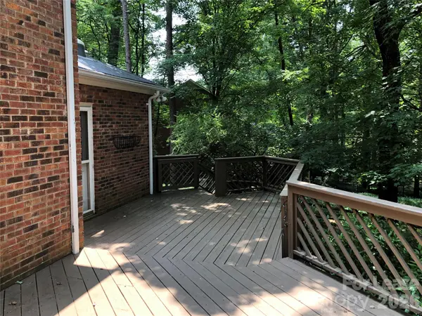 823 Tadlock PL, Matthews, NC 28105