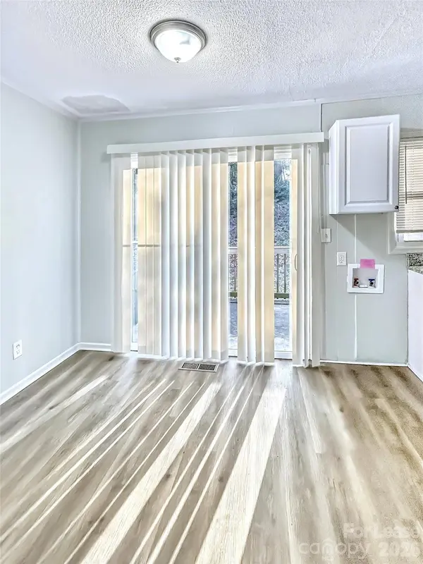 275 Efird ST, Gastonia, NC 28054