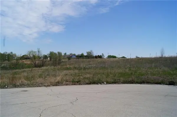 3124 N 103rd TER, Kansas City, KS 66109