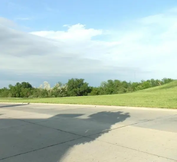 5421 N Pointe RD, St Joseph, MO 64506