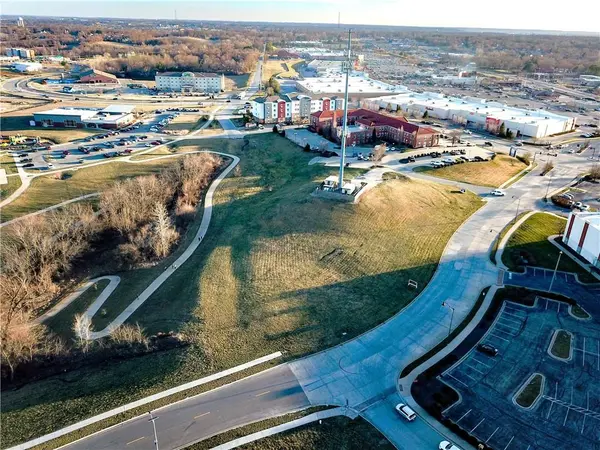 5421 N Pointe (Lot 2B) RD, St Joseph, MO 64506