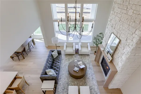 2432 W 177th ST, Overland Park, KS 66085
