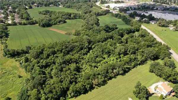 4411 Rochester RD, St Joseph, MO 64506