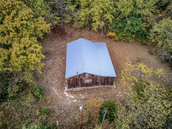 W 108th ST, Orrick, MO 64077