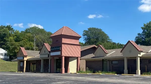 5601 NE Antioch RD, Gladstone, MO 64119