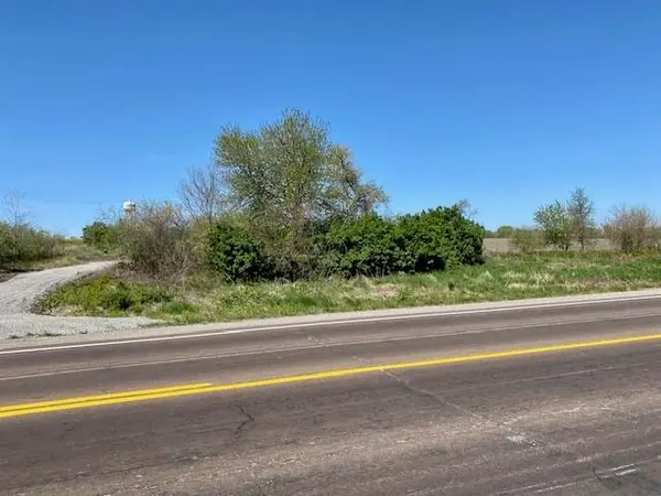 10A SW 169 HWY, Trimble, MO 64492