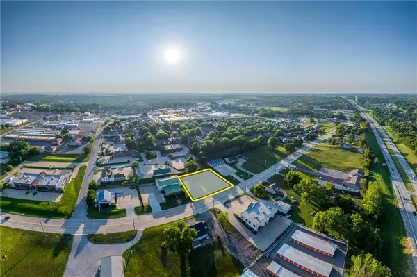 1806 N. Woodbine RD, St Joseph, MO 64506