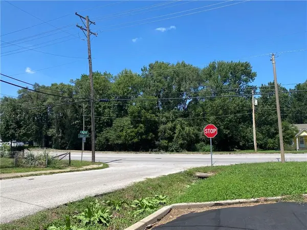 712 W 23rd ST, Independence, MO 64055