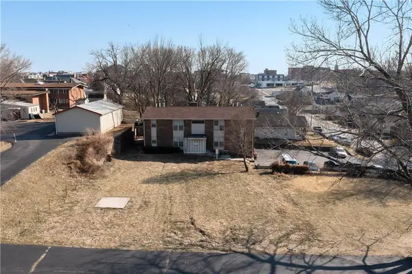 525 N Osage ST, Independence, MO 64050