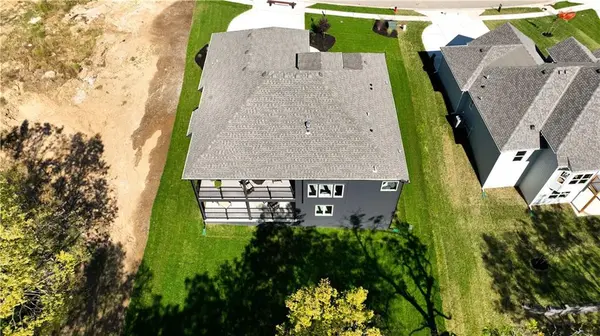 4921 NW 70th TER, Kansas City, MO 64151