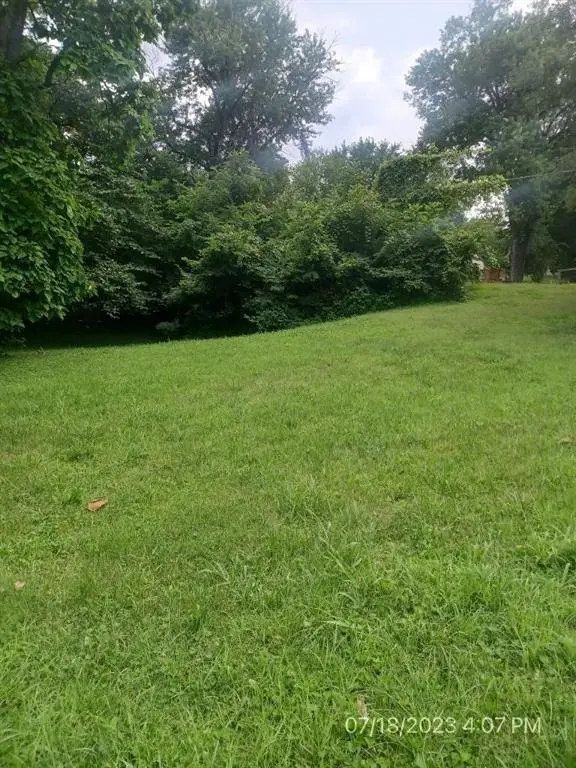 10300 E Norledge AVE, Independence, MO 64053