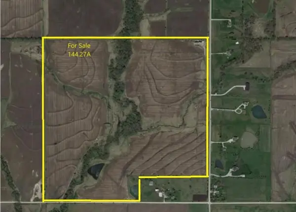 18140 Four Corners RD, Edgerton, KS 66021