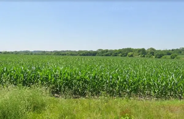 18140 Four Corners RD, Edgerton, KS 66021