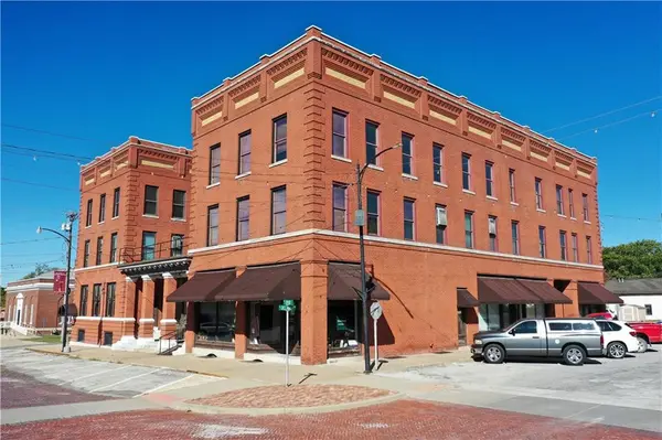 102 Ohio ST #W, Butler, MO 64730
