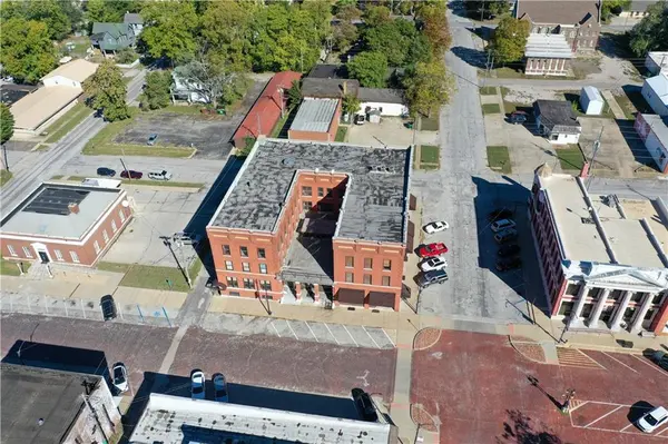 102 Ohio ST #W, Butler, MO 64730