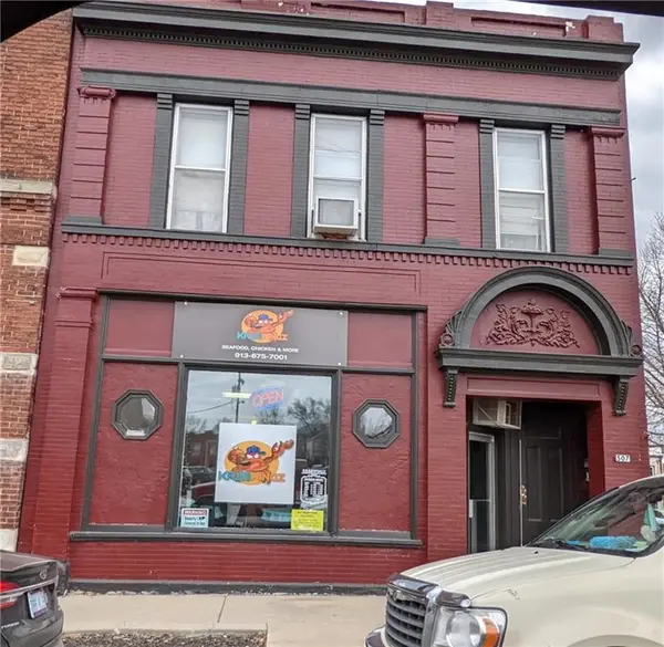 507 Shawnee ST, Leavenworth, KS 66048
