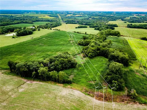 Grant RD, Fairport, MO 64469
