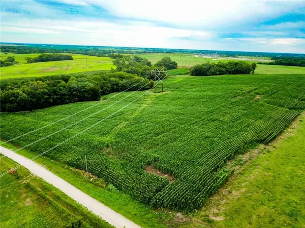 Grant RD, Fairport, MO 64469