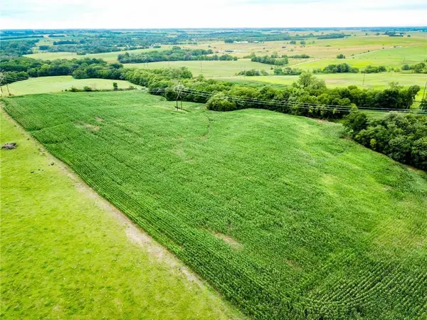 Grant RD, Fairport, MO 64469