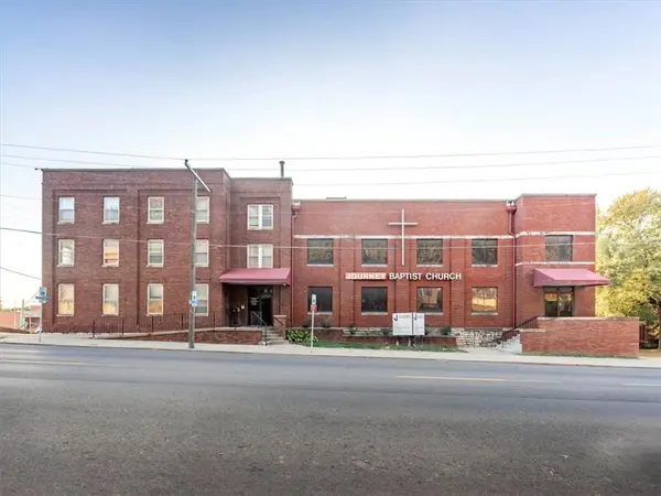 5708 King Hill AVE, St Joseph, MO 64504