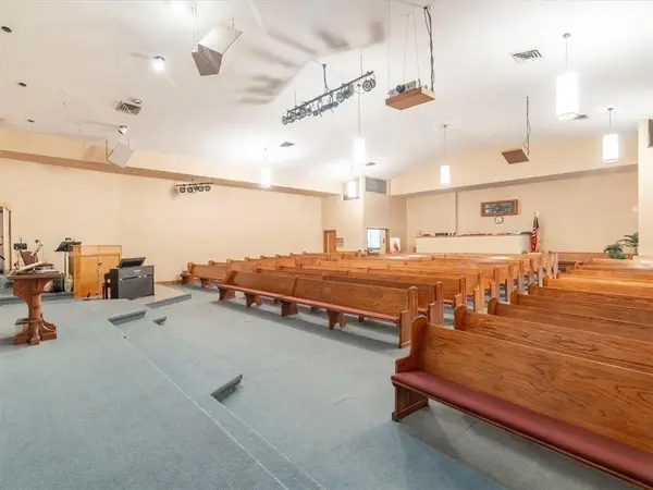 5708 King Hill AVE, St Joseph, MO 64504