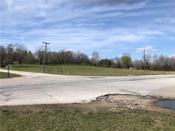 West Dam Access RD, Warsaw, MO 65355