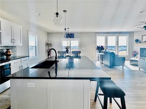 12925 N Champanel WAY, Platte City, MO 64079