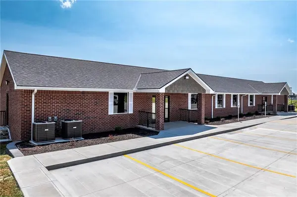3820 Faraon ST, St Joseph, MO 64506