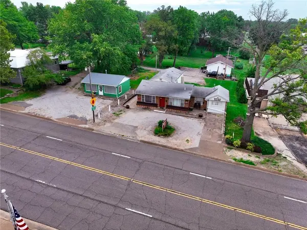 226 E 15th ST, Horton, KS 66439