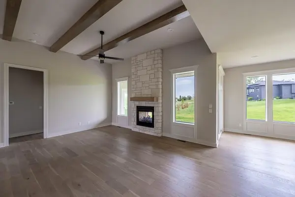 25086 W 112th ST, Olathe, KS 66061