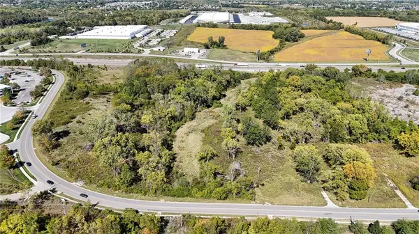 2401 Coronado DR, Blue Springs, MO 64029