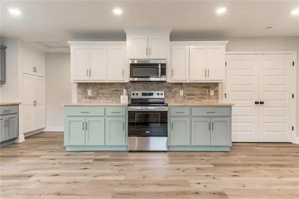 4329/4331 Spruce AVE, Kansas City, MO 64130